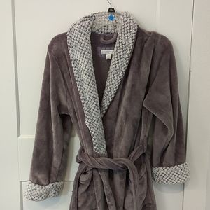 Carole Hochman Purple Fleece Robe - S